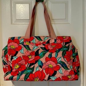Vera Bradley extra large tote bag, pink floral. Excellent used condition